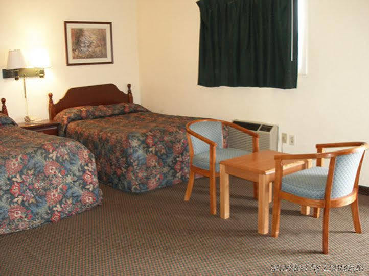 Red Carpet Inn - Allentown Bilik gambar